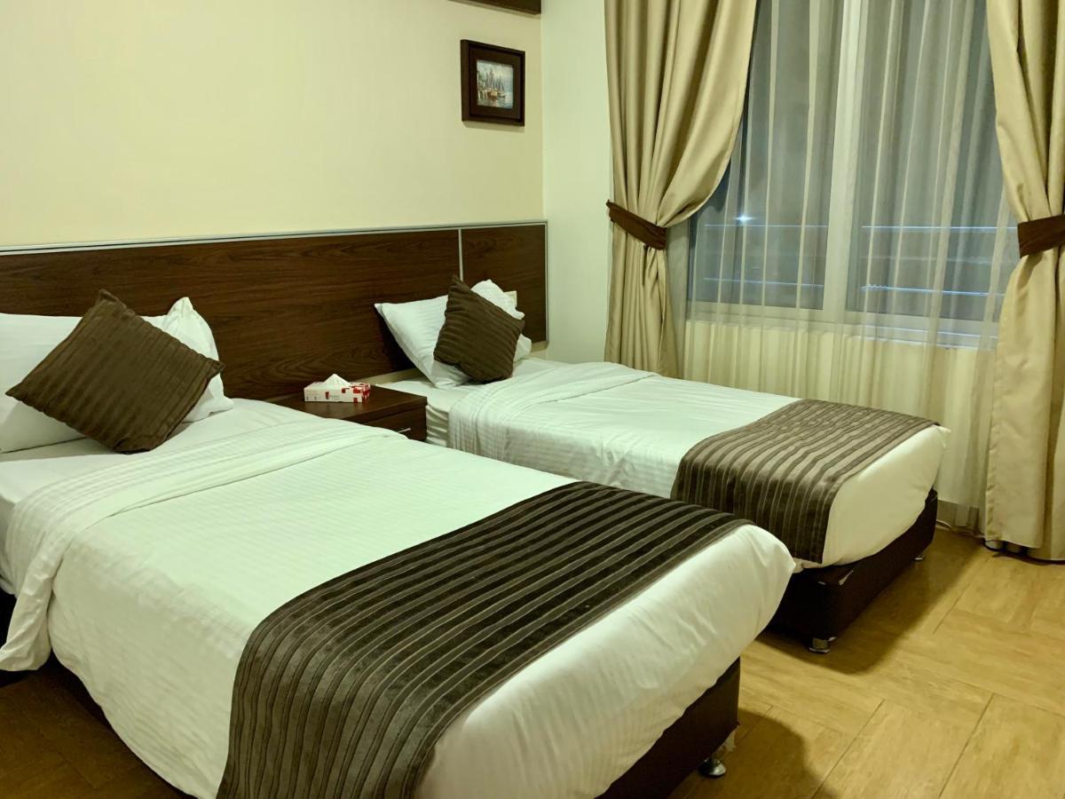 Ream Hotel Amman Exterior photo