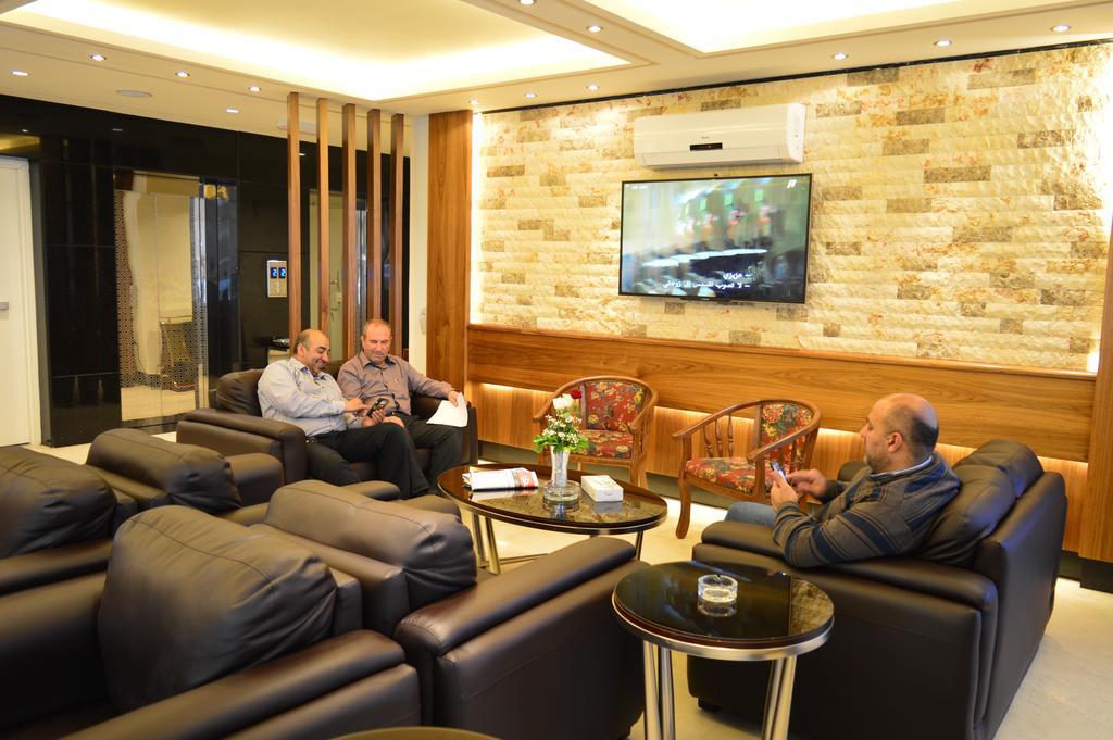 Ream Hotel Amman Exterior photo